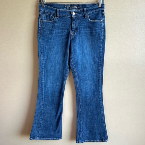 Old Navy Jeans Womens SweetHeart Flared Classic Rise Stretch 30” Inseam Size 10 - Picture 2 of 16
